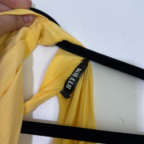 Chic Yellow Backless Dress - Picture 2 of 4